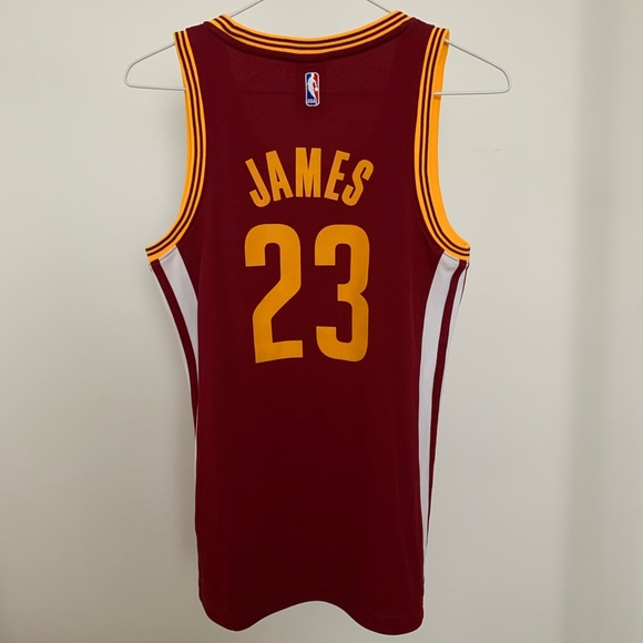 Lebron James Cavaliers NBA Jersey NWOT - Picture 3 of 6